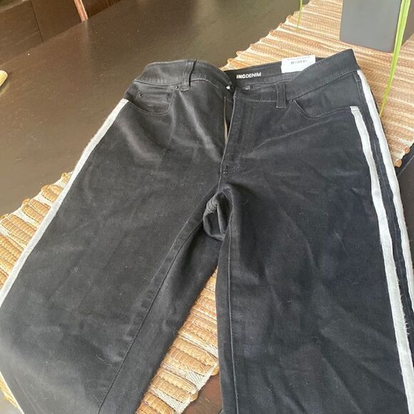 NWT Inc Denim black ankle length jean , fray bottom with white stripe down leg - Picture 1 of 6